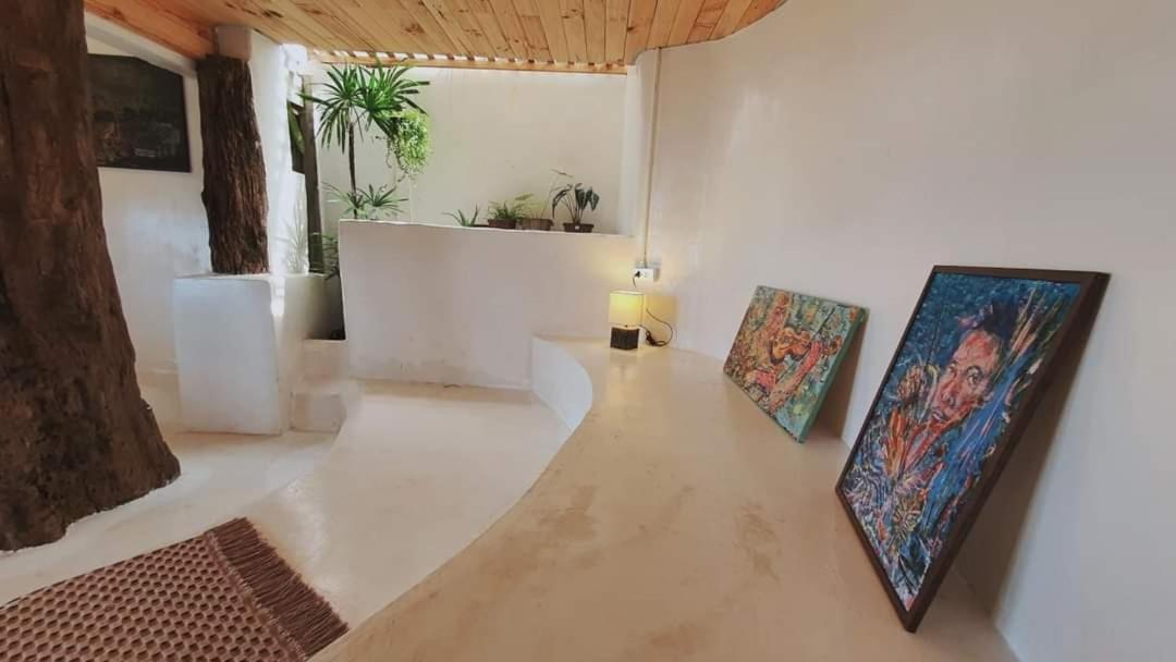 Maliblues Bed & Art Gallery تشمبتون المظهر الخارجي الصورة