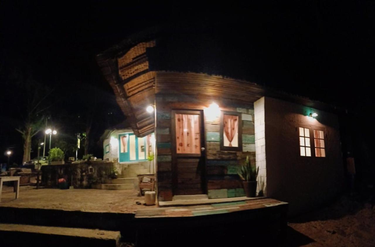 Maliblues Bed & Art Gallery تشمبتون المظهر الخارجي الصورة